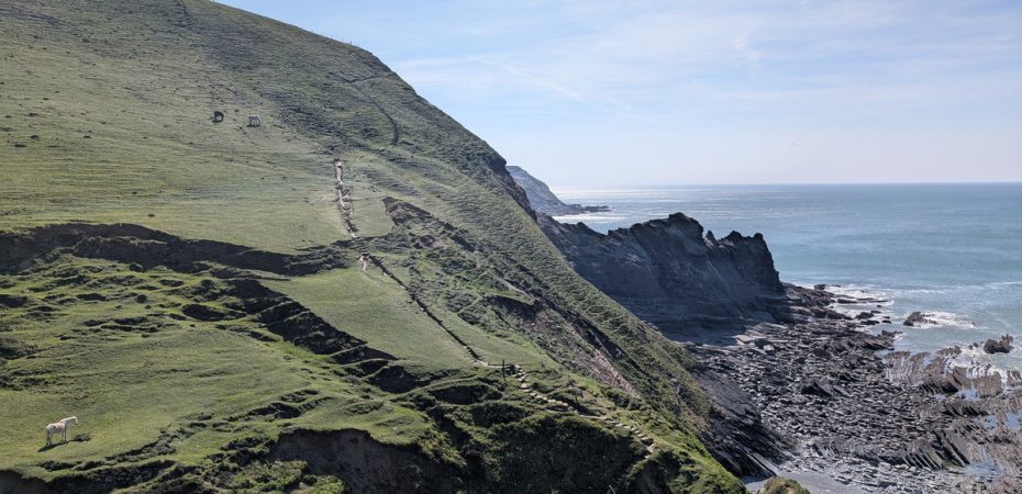 The climb ahead out from Cleave Strand