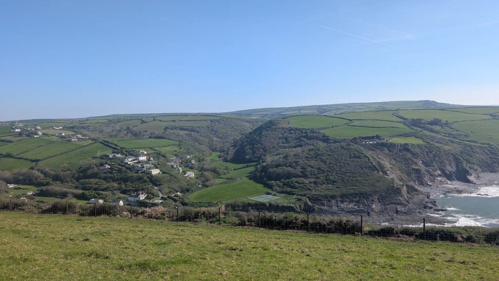 Descending into Crackington Haven