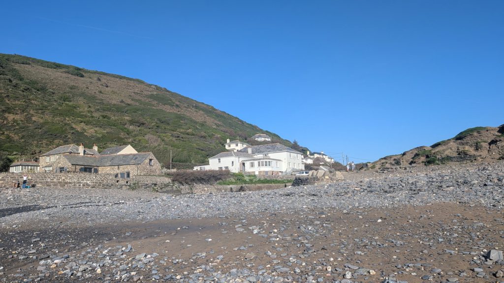 Crackington Haven Beach
