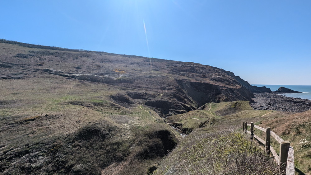 The descent into Marshland Mouth and the border with Cornwall