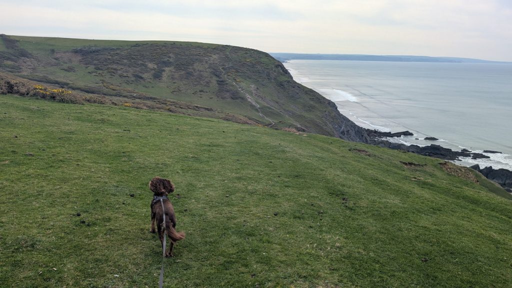 Walking towards Warren Gutter, a hanging valley