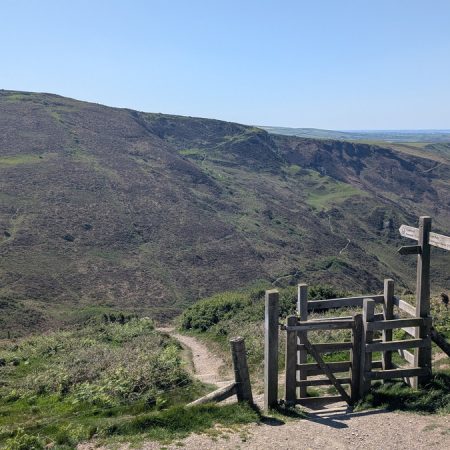 The descent to Rusey Beach