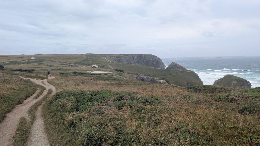 The cliff top path above Bedruthan Steps