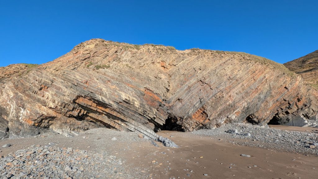 "Upright and recumbent folding in the sandstones and mudstones of the Crackington Formation"  https://southwestcoastphotos.com/